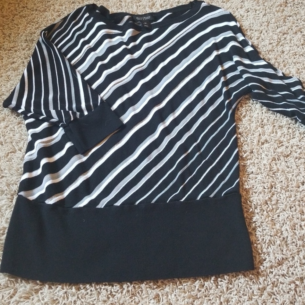 White house black market size medium